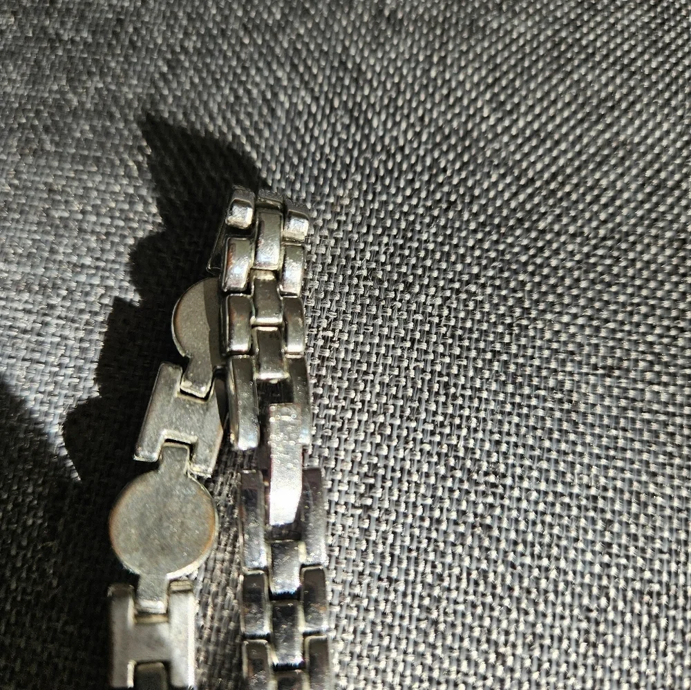 Vintage Silver Tone Scroll Link 7